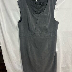 Chic Gray Sleeveless Midi Dress